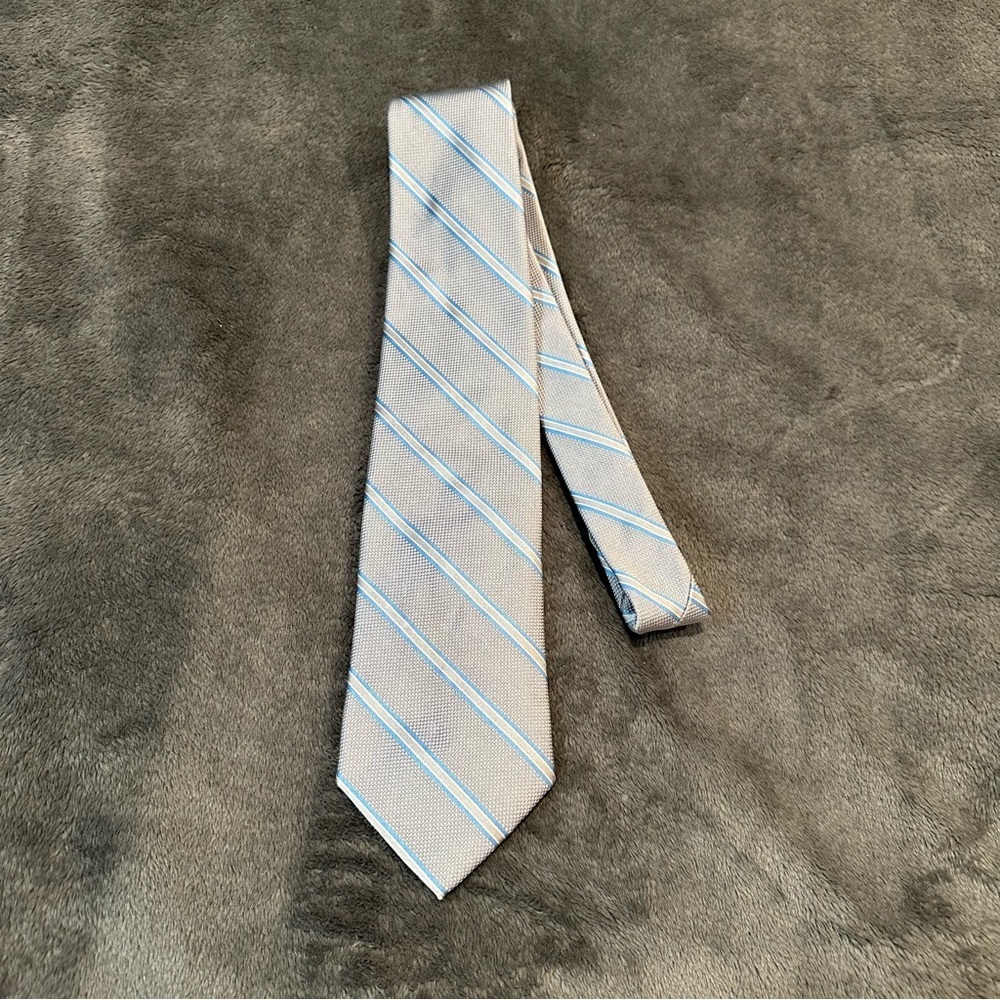 Brooks Brothers Men's Pure Silk Tie ~ "346" ~ Blue ~ Striped ~ Made in the USA!
